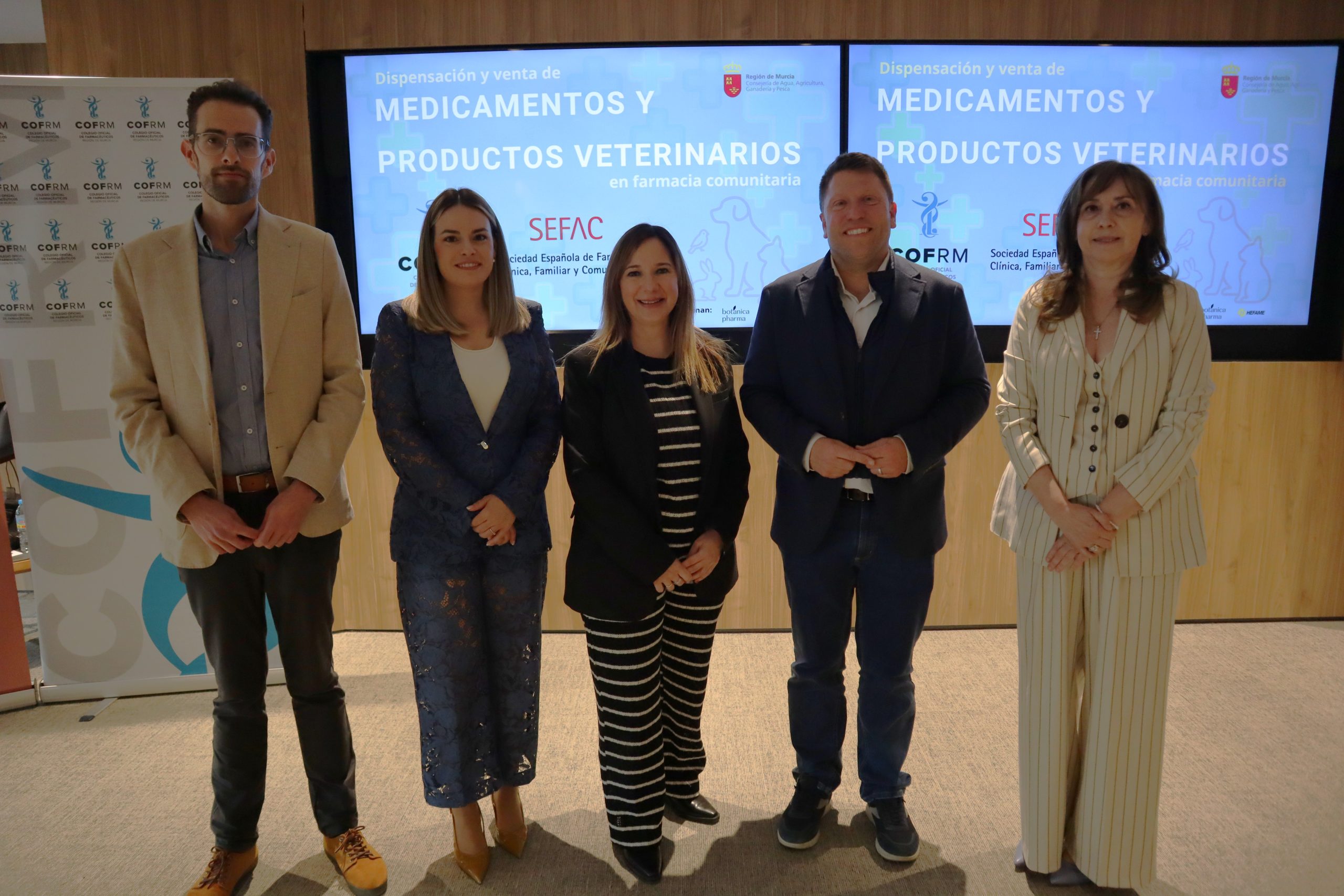 Un centenar de profesionales farmacéuticos se dan cita en la Jornada sobre Dispensación de Medicamentos y Productos Veterinarios