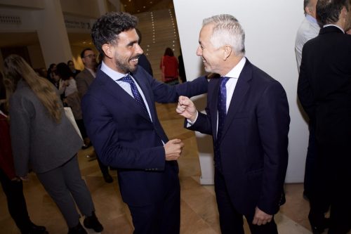 dny-22-u 53346624788 o