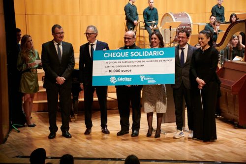 dny-25 53345517312 o